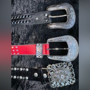 Vintage glamorous leather belt bundle